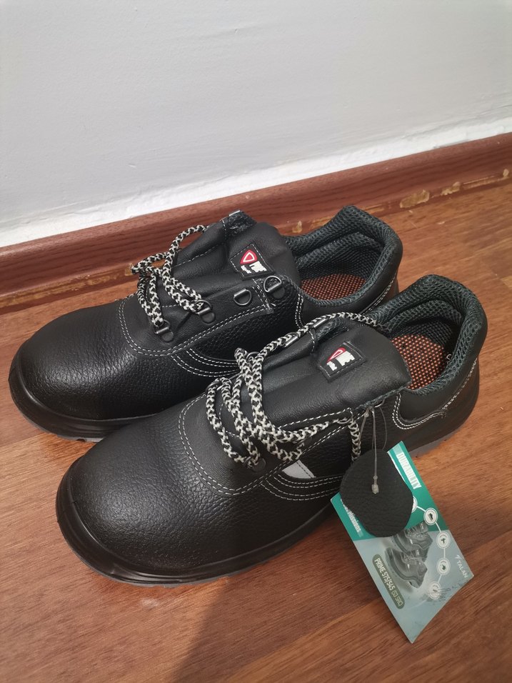 43 No Is Ayakkabısı - Görsel 2