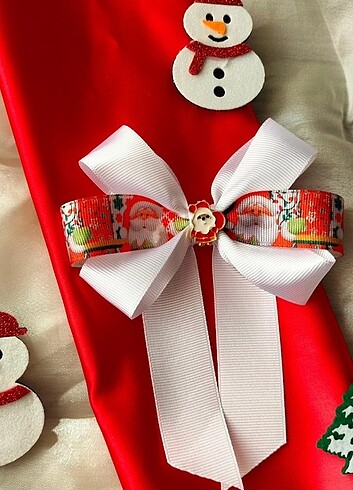  Beden kırmızı Renk Noel babalı yeniyıl konseptli kurdele toka 