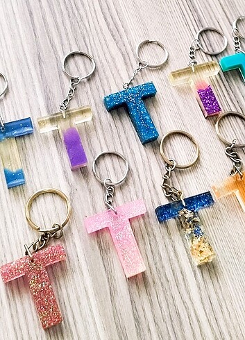 Stradivarius Epoksi harf anahtarlık