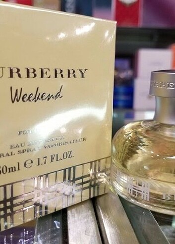 Burberry weekend kadın parfümü 90 ml