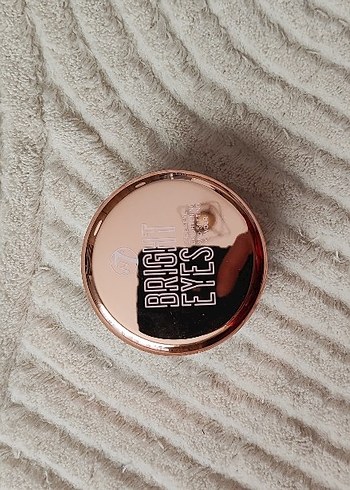 w7 brights eyes pudra - Görsel 4