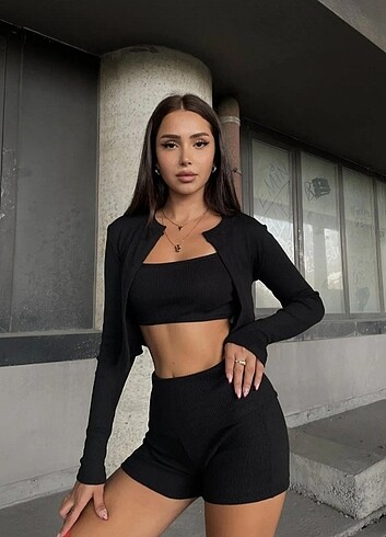 Oysho Üçlü spor seti şort askılı hırka