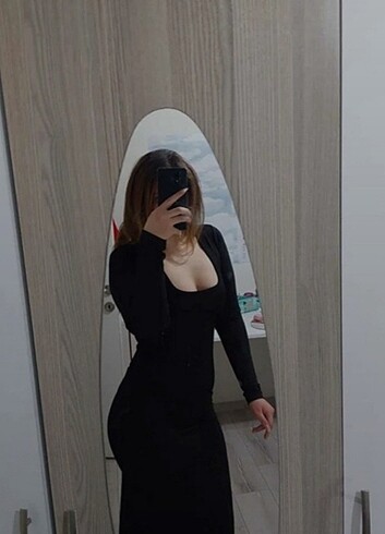 Kare yaka uzun kollu uzun elbise 