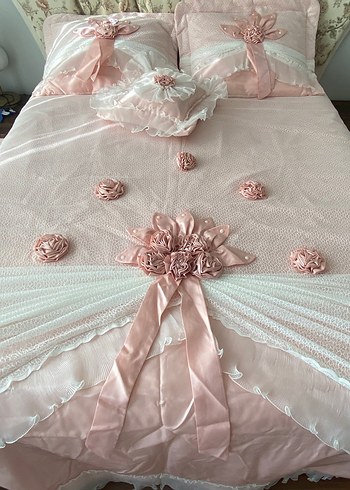 Nakışlı Pudra Pembe Yatak Örtüsü - Görsel 6
