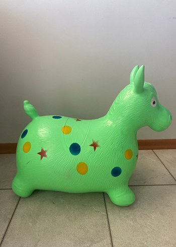 Renkli Yeşil Şişme Oyuncak At