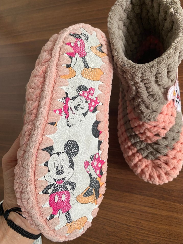 Kızlar için Nakışlı Örgü Ev Terlikleri - Görsel 5