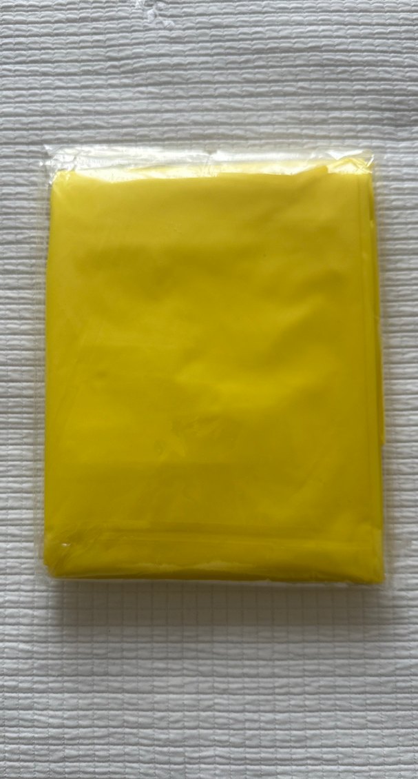 Sarı Kapüşonlu Midi Yağmurluk - Görsel 2