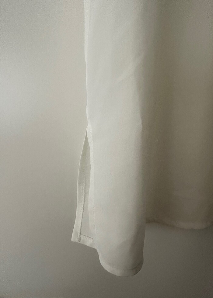 İşlemeli vatkalı bluz - Görsel 4