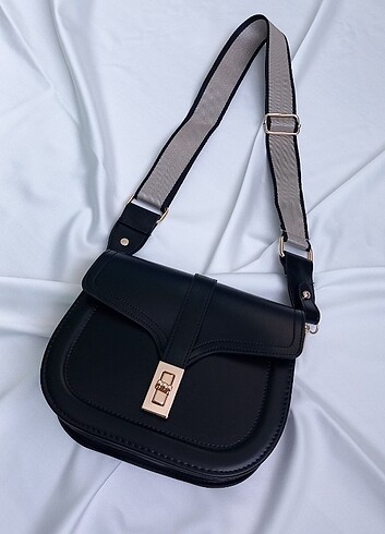 Louis Vuitton Kadın kol çantası 