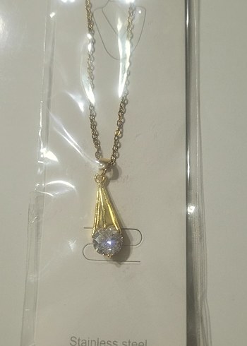 Zincir Detaylı Parlak Altın Kadın Kolye - Görsel 4