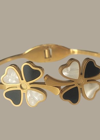 Klasik Şıklık Altın Tokalı Yonca Bileklik - Görsel 2