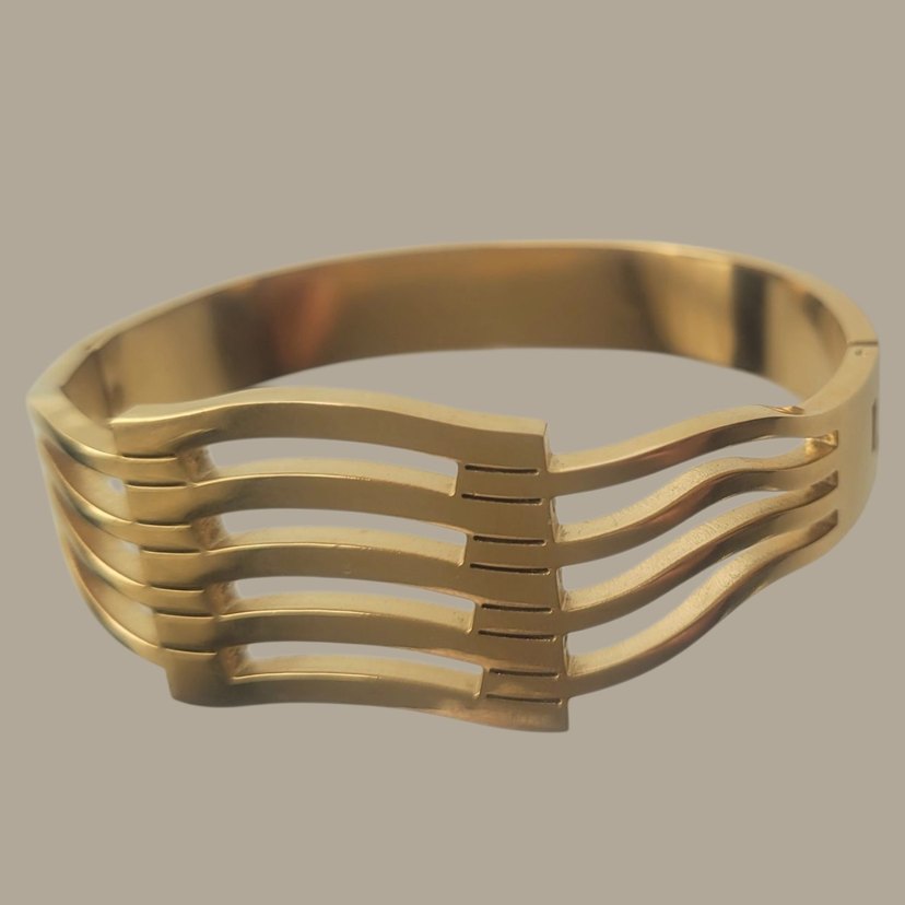 Tokalı Gold Minimalist Kadın Bileklik - Görsel 3