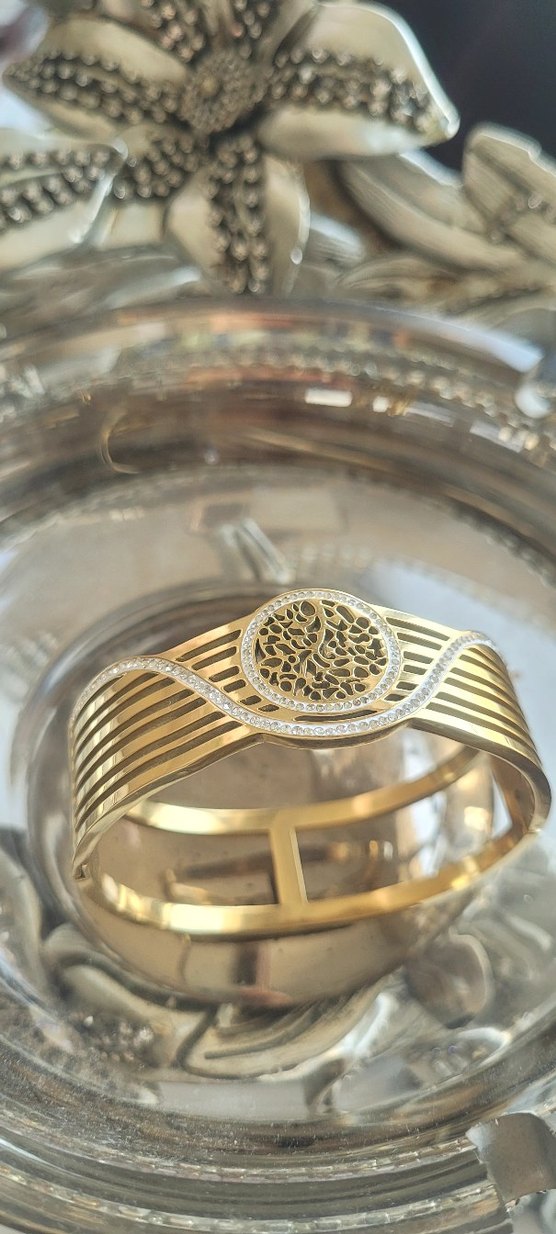 Altın Renk Kadın Bileklik - Görsel 3