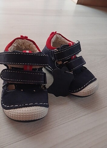 Ayakabi etiketli - Görsel 2