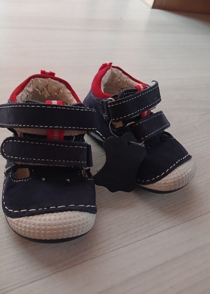 Ayakabi etiketli - Görsel 2