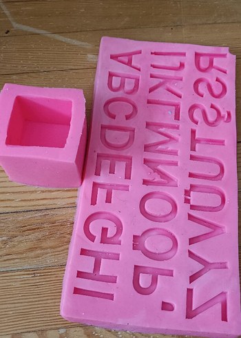 Renkli Baskılı Pembe silikon harf kalıbı