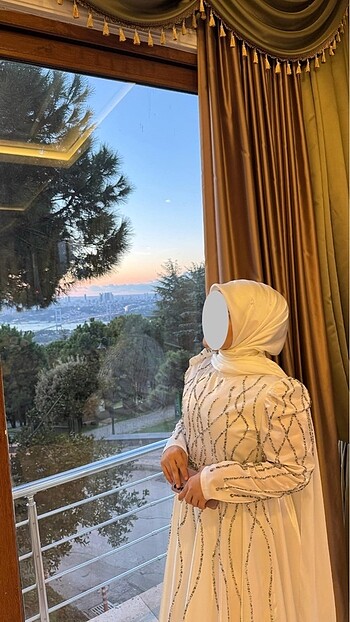 42 Beden beyaz Renk Beyaz taşlı abiye tesettür