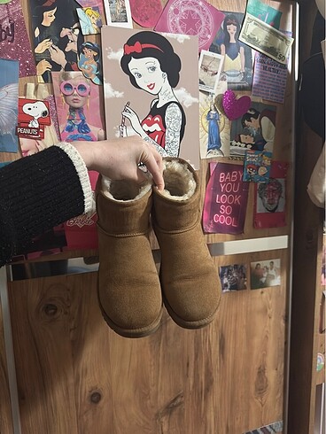 40 Beden UGG Classic Mini II Boot Chestnut