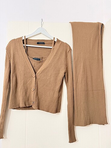 Fitilli bluz hırka pantolon