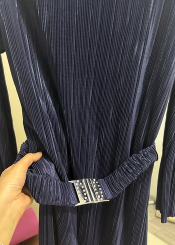 Tesettür Elbise - Görsel 3