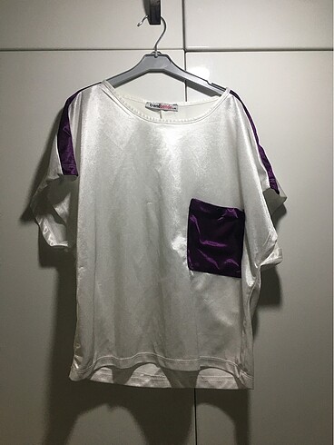 Saten T-Shirt & bluz