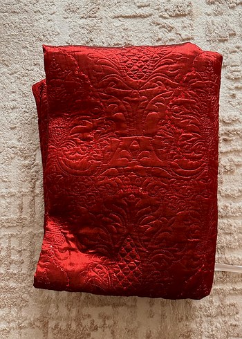 Bordo Nakışlı Yatak Örtüsü Takımı - Görsel 2