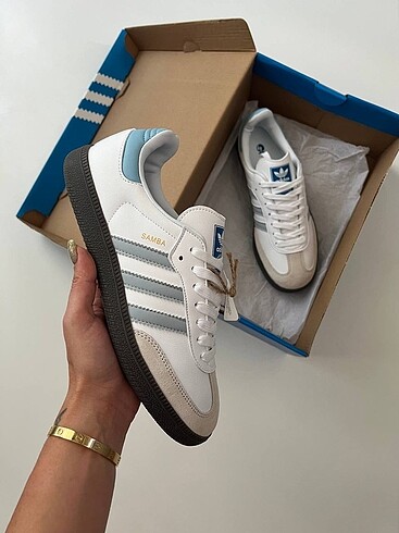 38 Beden beyaz Renk SAMBA 'CORE WHITE'