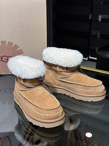39 Beden UGG BOT