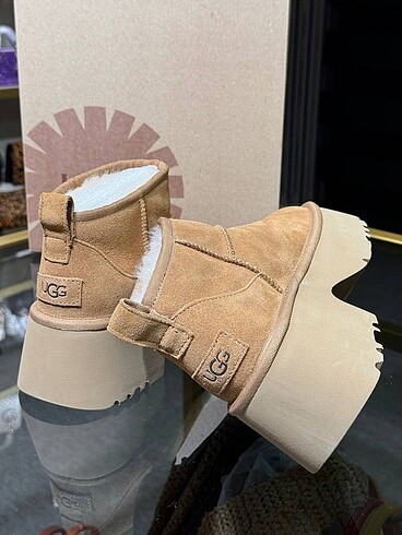 38 Beden ugg classıc bot