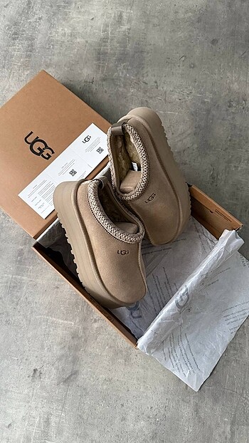 36 Beden ten rengi Renk UGG TAZZ