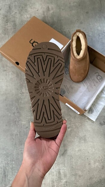 39 Beden kahverengi Renk Ugg Mini Classic