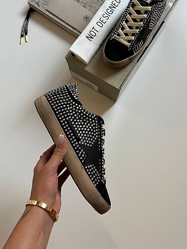 GOLDEN GOOSE DELUXE