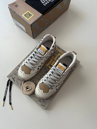GOLDEN GOOSE DELUXE