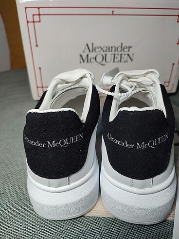 Alexander McQueen ALEXANDER MCQUEEN