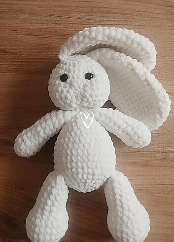 Diğer Kadife amigurumi tavşan