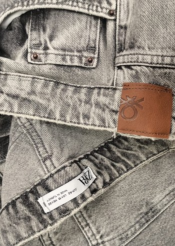 42 Beden Gri Düğmeli Pantolon