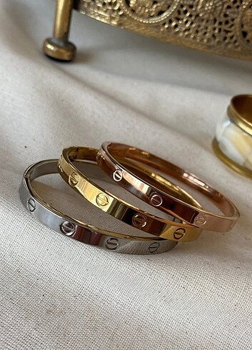 Cartier kelepçe 