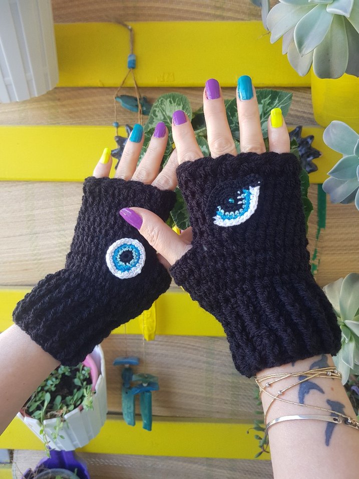 Siyah Göz Motifli El Örgüsü Tasarım Eldiven - Görsel 3