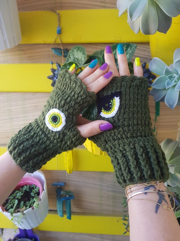 Haki Yeşil Göz Motifli El Örgüsü Tasarım Eldiven - Görsel 4