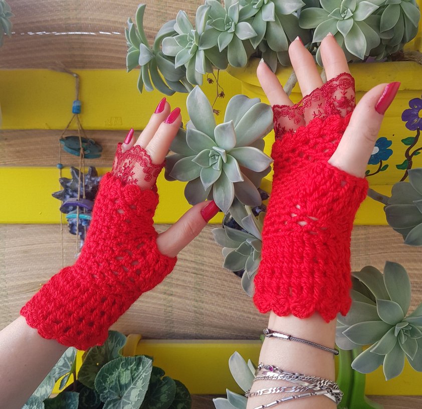 Kırmızı Dantel Detaylı Örgü Bohem Eldiven - Görsel 3