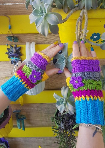 Mavi Mor Çiçekli El Örgüsü Tasarım Eldiven - Görsel 3