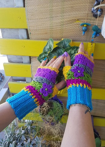 Mavi Mor Çiçekli El Örgüsü Tasarım Eldiven - Görsel 5