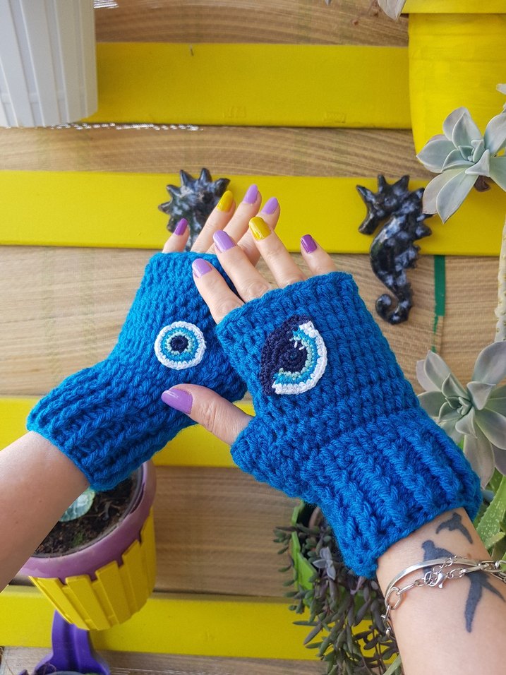 Mavi Göz Motifli Tasarım Parmaksız Eldiven - Görsel 2