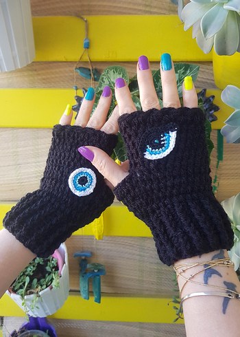 Siyah Göz Motifli Örgü Goth Parmaksız Eldiven - Görsel 3