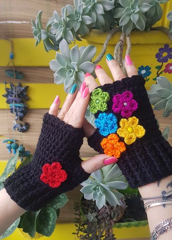 Renkli Çiçekli Örgü Tasarım Parmaksız Eldiven - Görsel 3