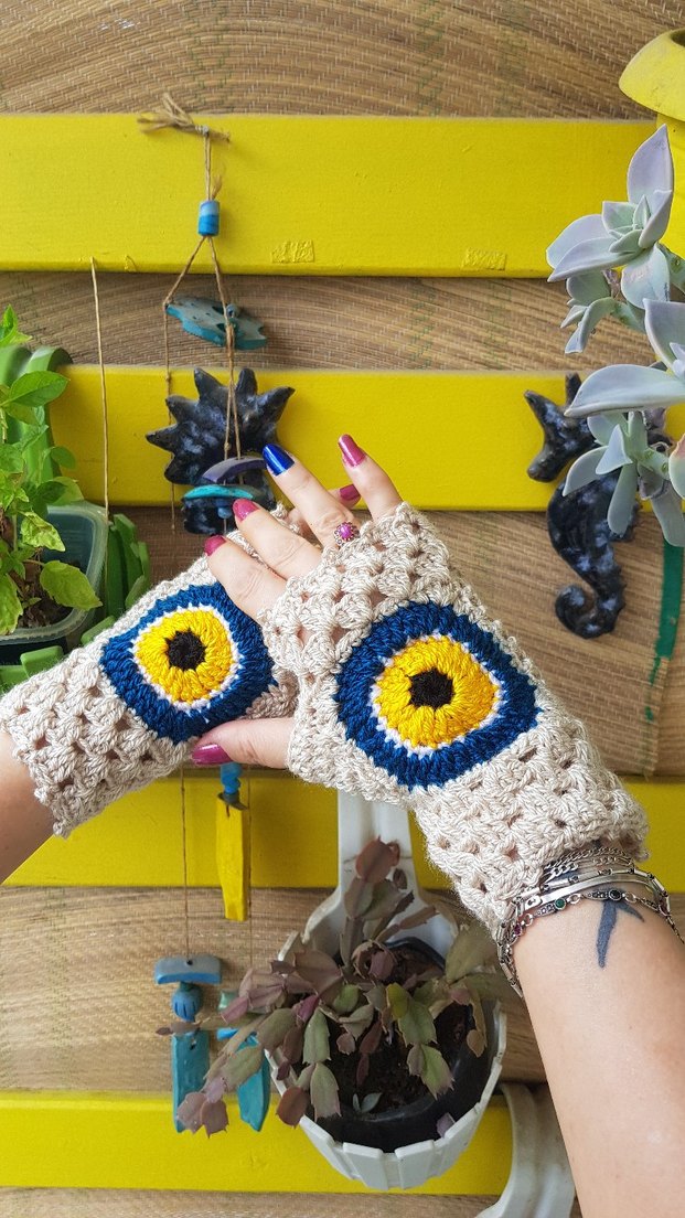 Nazar Boncuğu Temalı El Örgüsü Bej Eldiven - Görsel 4