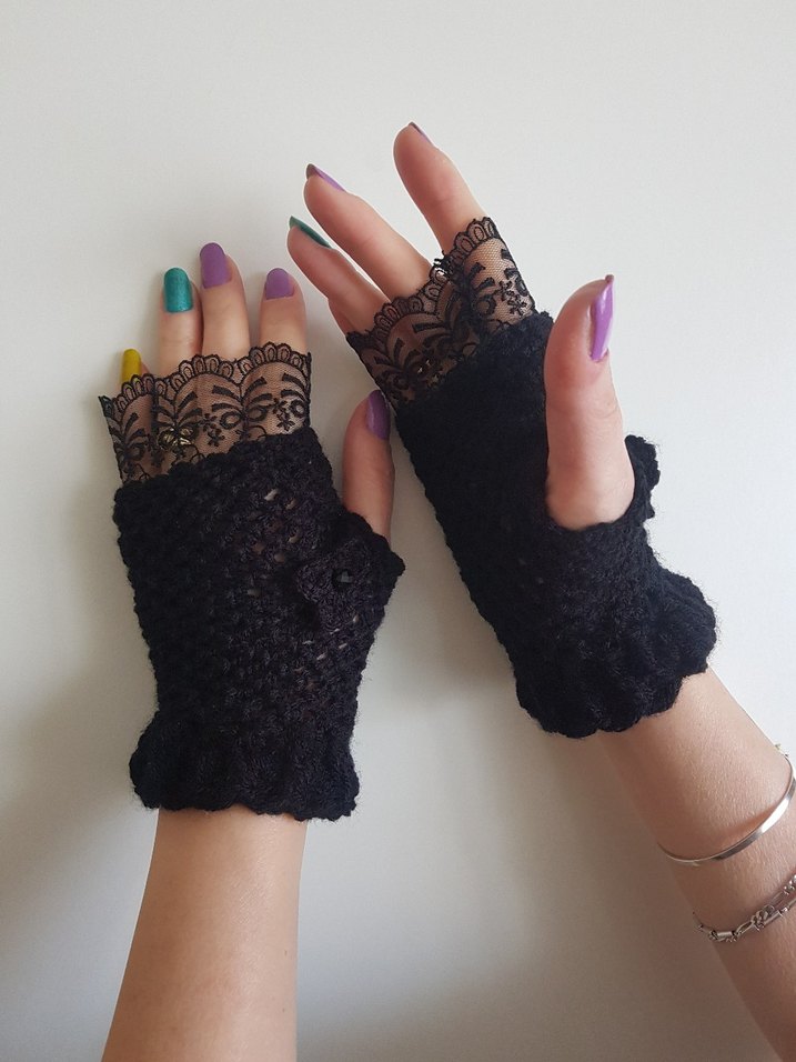 Dantel Detaylı Siyah Örgü Goth Sıfır Eldiven - Görsel 3