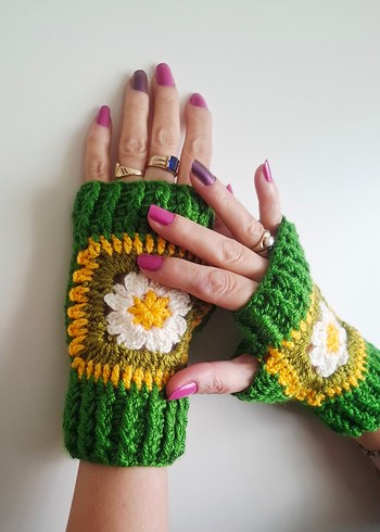 Yeşil Çiçekli Örgü Bohem Kadın Eldiven - Görsel 2