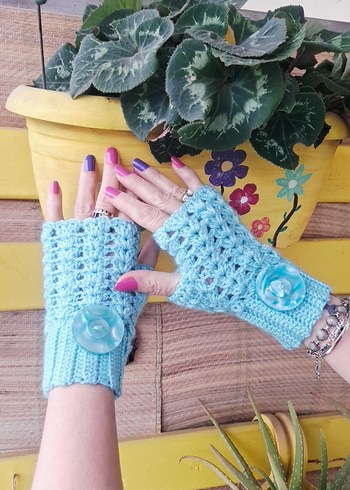 Mavi Örgü Bohem Düğmeli Kadın Eldiveni - Görsel 2