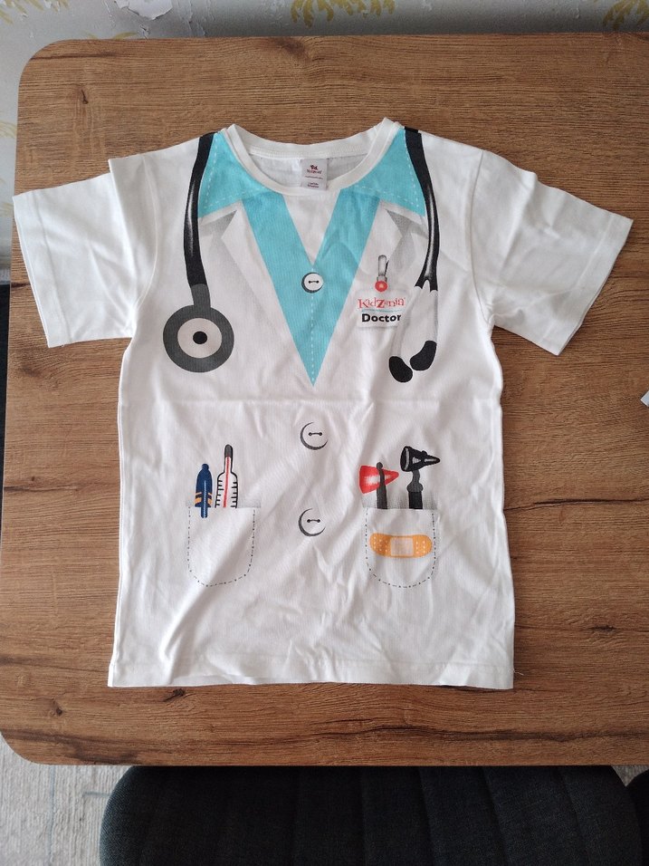 Kısa Kollu Doktor Temalı Hastane Kıyafeti - Görsel 4